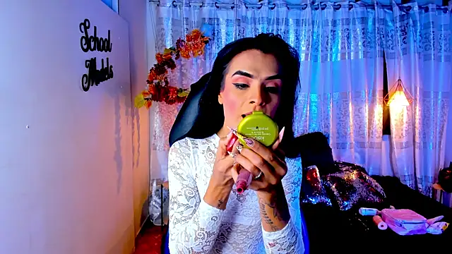 ZAMMIRA online show from October 18, 4:37 am