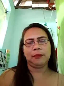 Snapshot of erma_joy chatting on January 17, 7:35 am erma joy online show from January 17, 7:35 am