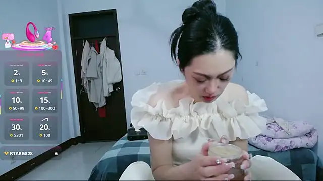 Snapshot of jiangjiangas chatting on November 17, 10:48 pm jiangjiangas online show from November 17, 10:48 pm