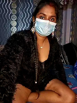 Sweet-Maddlina online show from December 2, 1:11 am