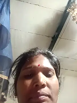 Snapshot of Hot_hat chatting on October 12, 11:37 pm Hot hat online show from October 12, 11:37 pm