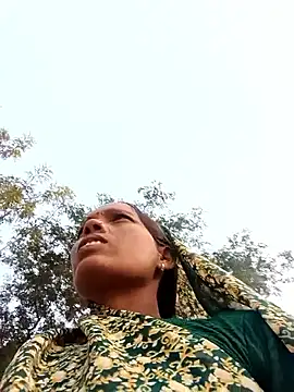 Cutsedi3 online show from November 15, 10:56 am