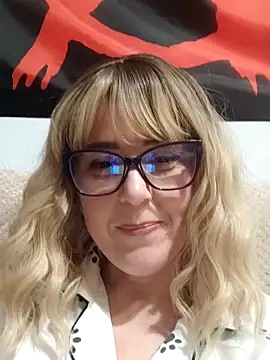 Amelialove42 online show from March 13, 7:53 pm