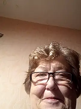 Snapshot of Katherine735 chatting on October 28, 9:50 pm Katherine735 online show from October 28, 9:50 pm