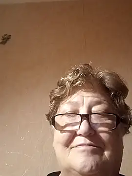 Snapshot of Katherine735 chatting on November 3, 9:27 pm Katherine735 online show from November 3, 9:27 pm