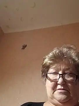 Snapshot of Katherine735 chatting on November 7, 5:40 am Katherine735 online show from November 7, 5:40 am