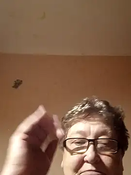 Snapshot of Katherine735 chatting on November 25, 10:10 pm Katherine735 online show from November 25, 10:10 pm