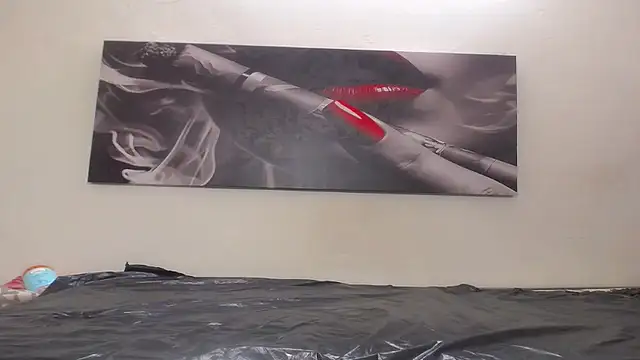 Snapshot of Kelly-001 chatting on February 18, 7:59 am Kelly-001 online show from February 18, 7:59 am