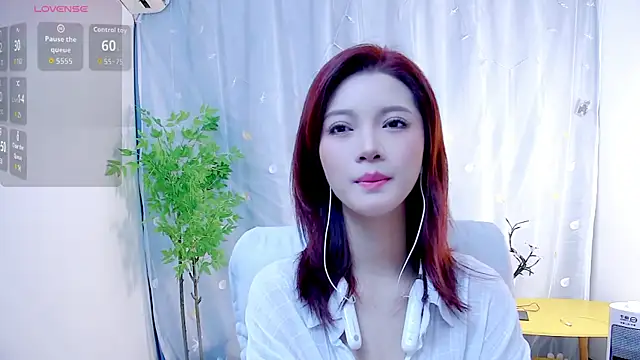 niannian6373 online show from October 26, 12:44 pm