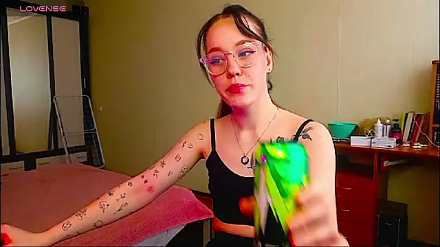 JennyRass online show from January 12, 11:15 am