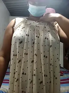 Snapshot of HarshiStar7 chatting on February 15, 9:55 pm HarshiStar7 online show from February 15, 9:55 pm