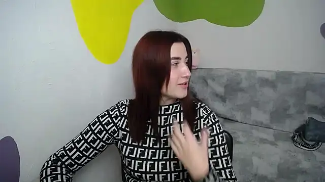 Snapshot of Flower_mary chatting on November 26, 7:53 am Flower mary online show from November 26, 7:53 am