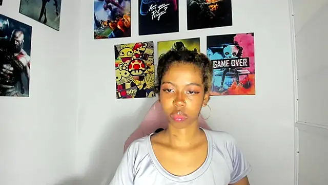 Dakota evans18 online show from October 19, 5:08 am