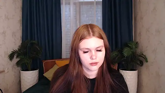 Musegirl online show from November 5, 8:25 am