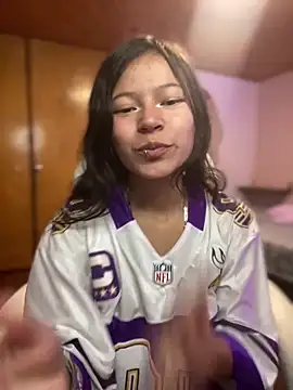 Ninfa pink online show from December 17, 7:42 pm