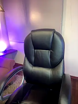 Ninfa pink online show from January 7, 5:26 pm