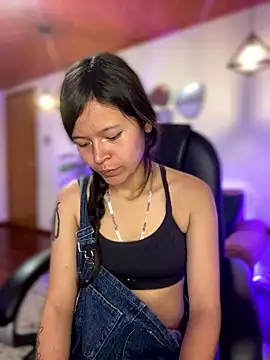 Ninfa pink online show from January 10, 7:48 pm