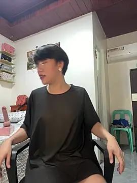 Snapshot of Keyka15 chatting on February 2, 1:43 pm Keyka15 online show from February 2, 1:43 pm