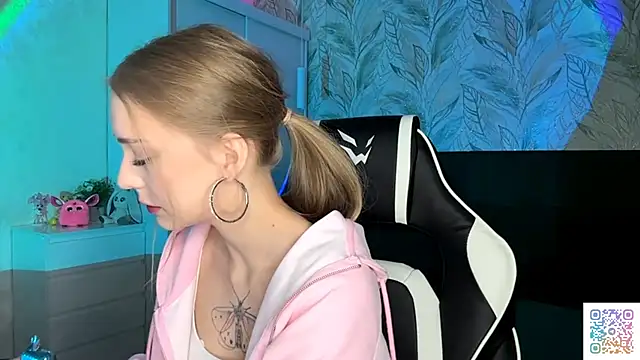 EvaPeace online show from November 21, 5:11 pm