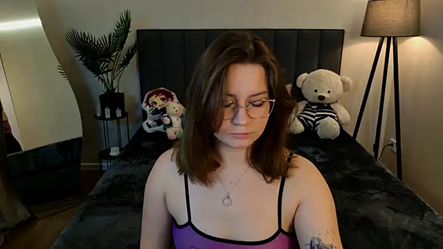 Snapshot of Briarx chatting on November 23, 9:47 pm Briarx online show from November 23, 9:47 pm