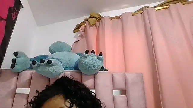 Snapshot of abby_moss_2 chatting on November 19, 1:00 pm abby moss 2 online show from November 19, 1:00 pm