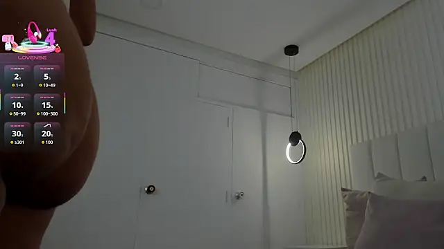 amira sanz online show from December 5, 2:31 am