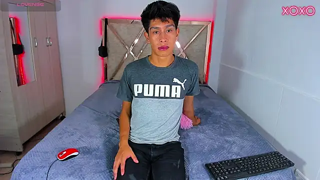 Jacovo2002 online show from October 19, 2:34 am