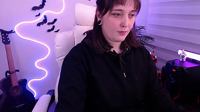 Snapshot of Fallenag666 chatting on October 18, 10:54 pm Fallenag666 online show from October 18, 10:54 pm