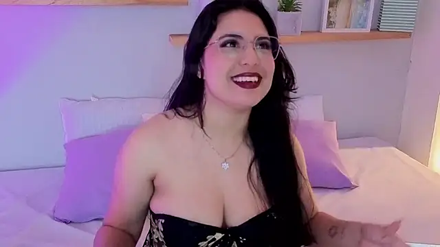 shainadavis online show from February 6, 3:55 am