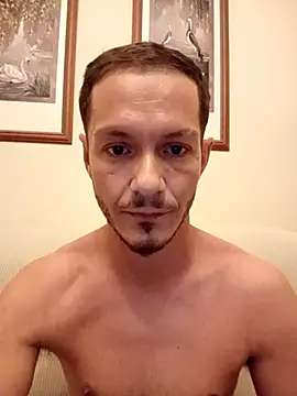 Snapshot of Graimito chatting on June 13, 3:43 pm Graimito online show from June 13, 3:43 pm