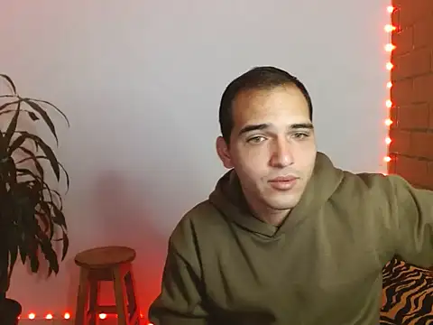 Maax3023 online show from October 16, 1:01 pm