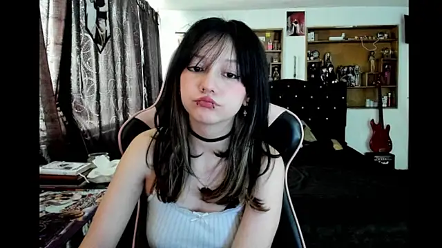 Snapshot of Maki_Zein_ chatting on February 10, 7:29 pm Maki Zein online show from February 10, 7:29 pm