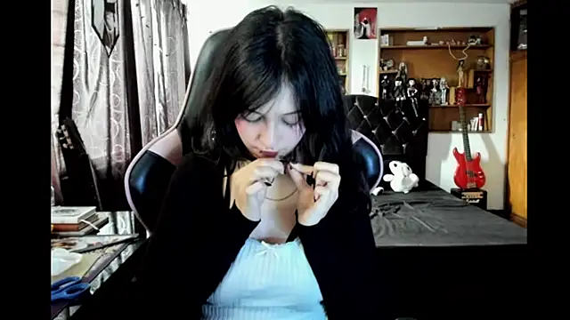 Snapshot of Maki_Zein_ chatting on March 3, 8:15 pm Maki Zein online show from March 3, 8:15 pm