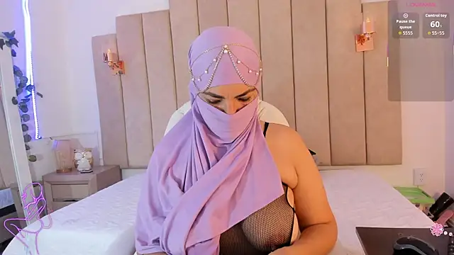  naylaa  online show from January 9, 3:31 am