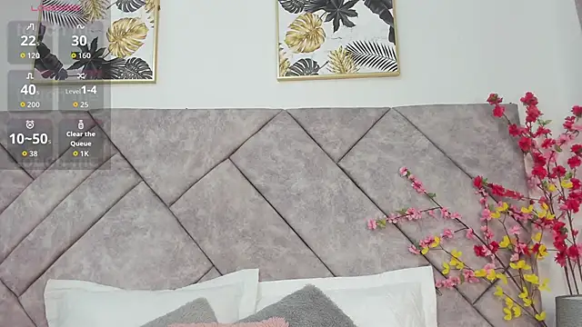  naylaa  online show from April 7, 3:07 am