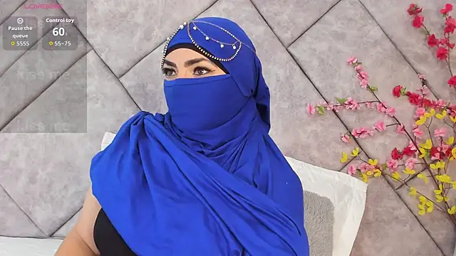  naylaa  online show from April 9, 3:28 am