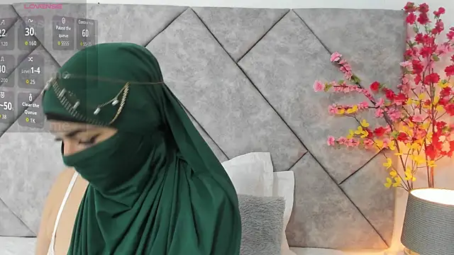  naylaa  online show from April 10, 3:12 am