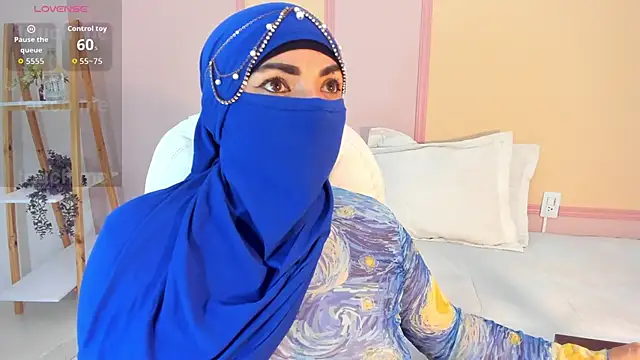 Snapshot of _naylaa_ chatting on May 20, 3:13 am naylaa online show from May 20, 3:13 am