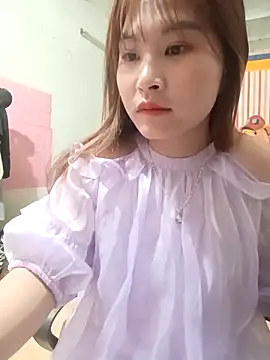 Snapshot of Yan_50299 chatting on December 14, 5:29 pm Yan 50299 online show from December 14, 5:29 pm