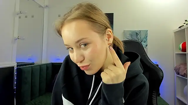 Melissa new22 online show from November 3, 12:02 am