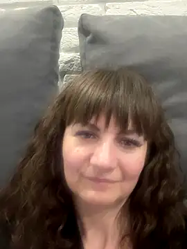 Butterfly8385 online show from October 28, 7:49 pm