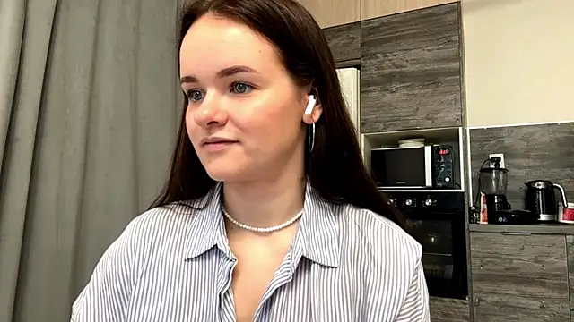 WalterGirlcute online show from October 11, 8:24 am