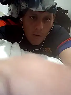 Snapshot of rixxoio chatting on November 29, 6:05 am rixxoio online show from November 29, 6:05 am