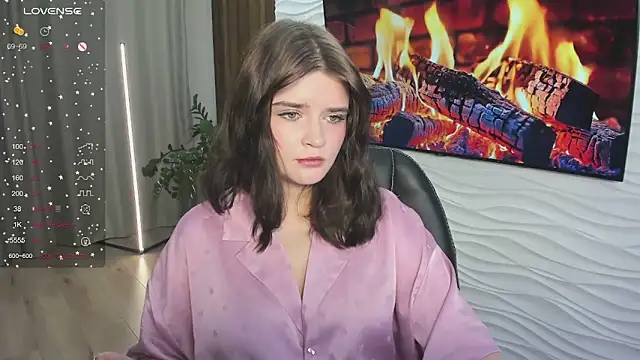 Mori Girll online show from November 30, 1:04 pm