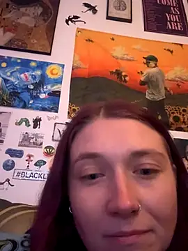 Snapshot of PauliinaBlue chatting on October 11, 10:30 pm PauliinaBlue online show from October 11, 10:30 pm