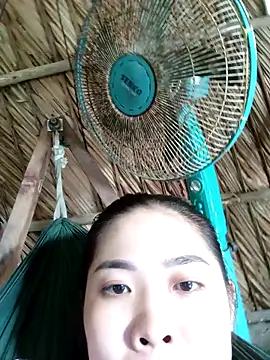 Snapshot of Cherry_pusy99 chatting on December 14, 2:17 am Cherry pusy99 online show from December 14, 2:17 am