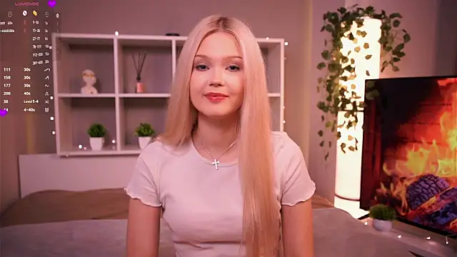 Snapshot of KaryTasch chatting on November 3, 9:05 pm KaryTasch online show from November 3, 9:05 pm