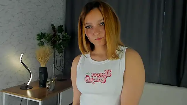 Snapshot of MelodySeelbach chatting on October 11, 4:22 am MelodySeelbach online show from October 11, 4:22 am