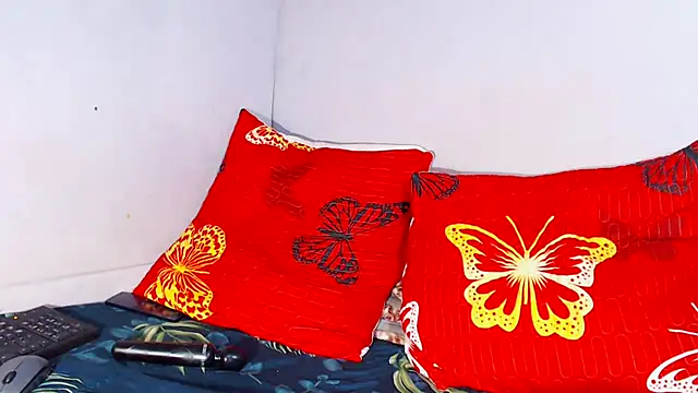 Snapshot of XSpicyQueenX chatting on January 17, 10:24 pm XSpicyQueenX online show from January 17, 10:24 pm