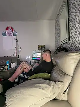 jayylizz69 online show from April 20, 7:37 pm